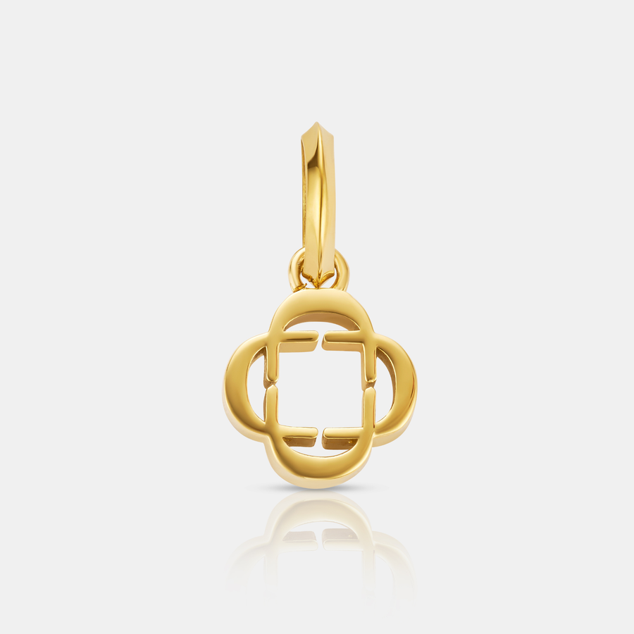 Mini Lucky Clover Pendant Necklace (Gold)
